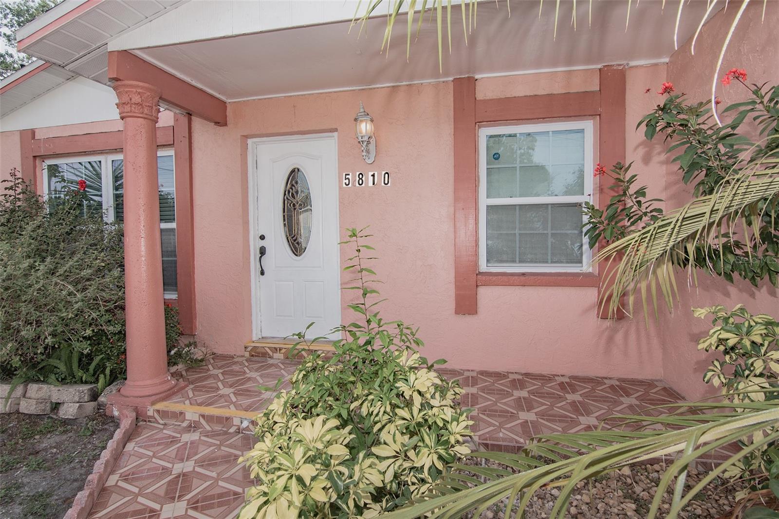 5810 N THATCHER AVE, TAMPA, FL, 33614
