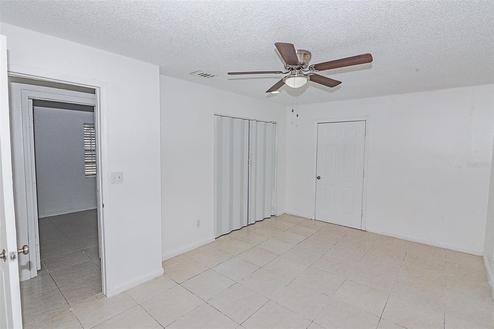 5810 N THATCHER AVE, TAMPA, FL, 33614