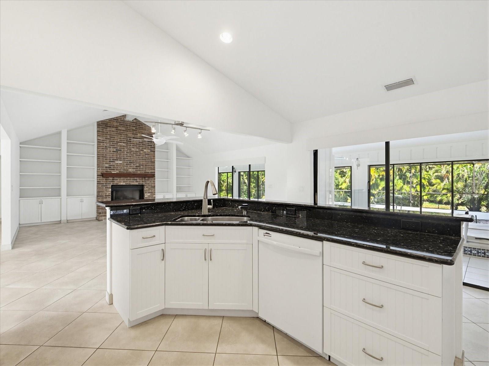 1599 VERMEER DR, NOKOMIS, FL, 34275