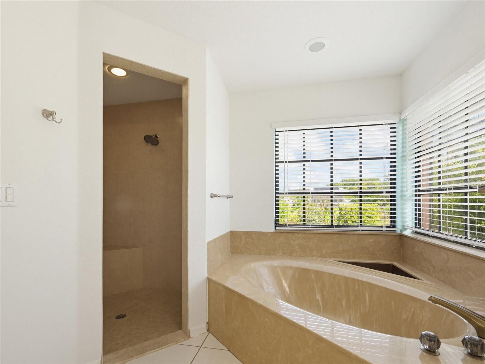 1599 VERMEER DR, NOKOMIS, FL, 34275