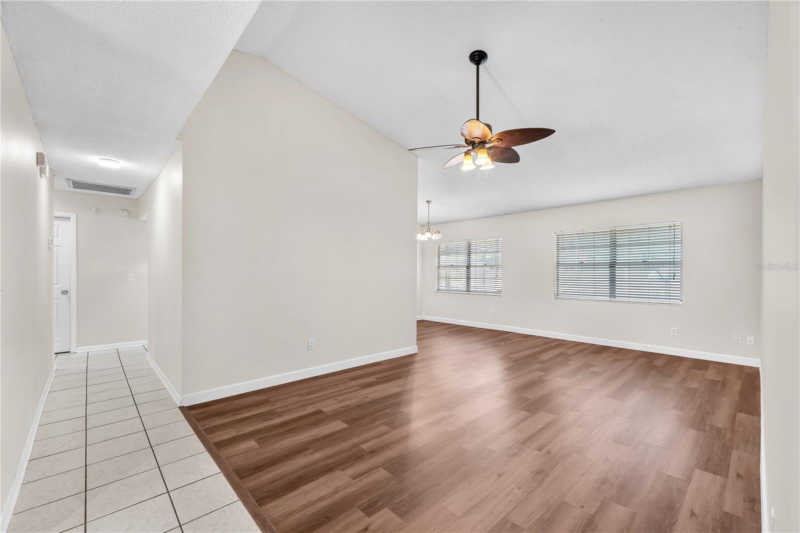 3619 ORANGEPOINTE RD, VALRICO, FL, 33596