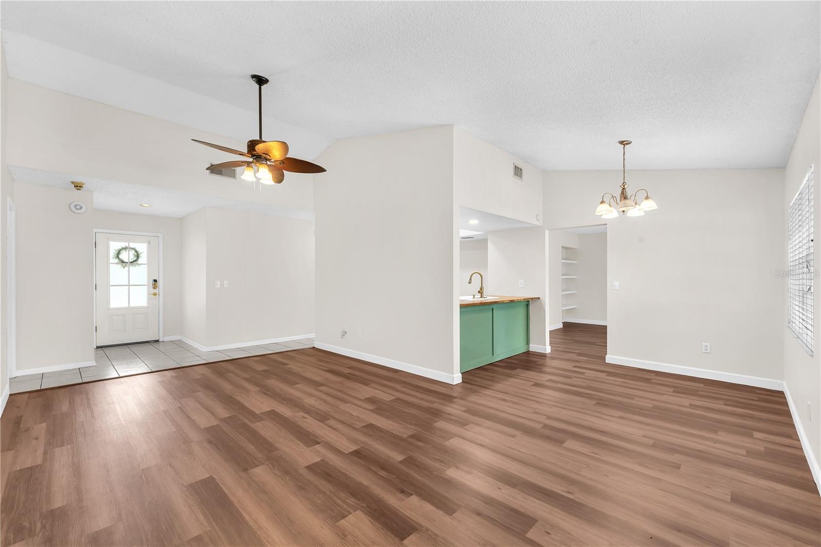 3619 ORANGEPOINTE RD, VALRICO, FL, 33596
