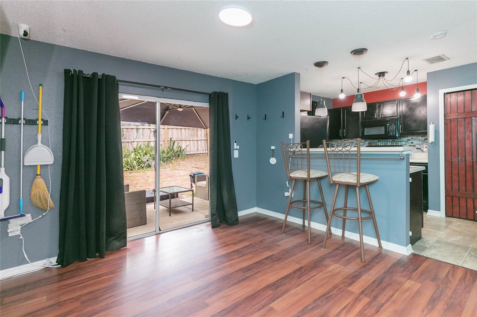 9922 ASHBURN LAKE DR, TAMPA, FL, 33610