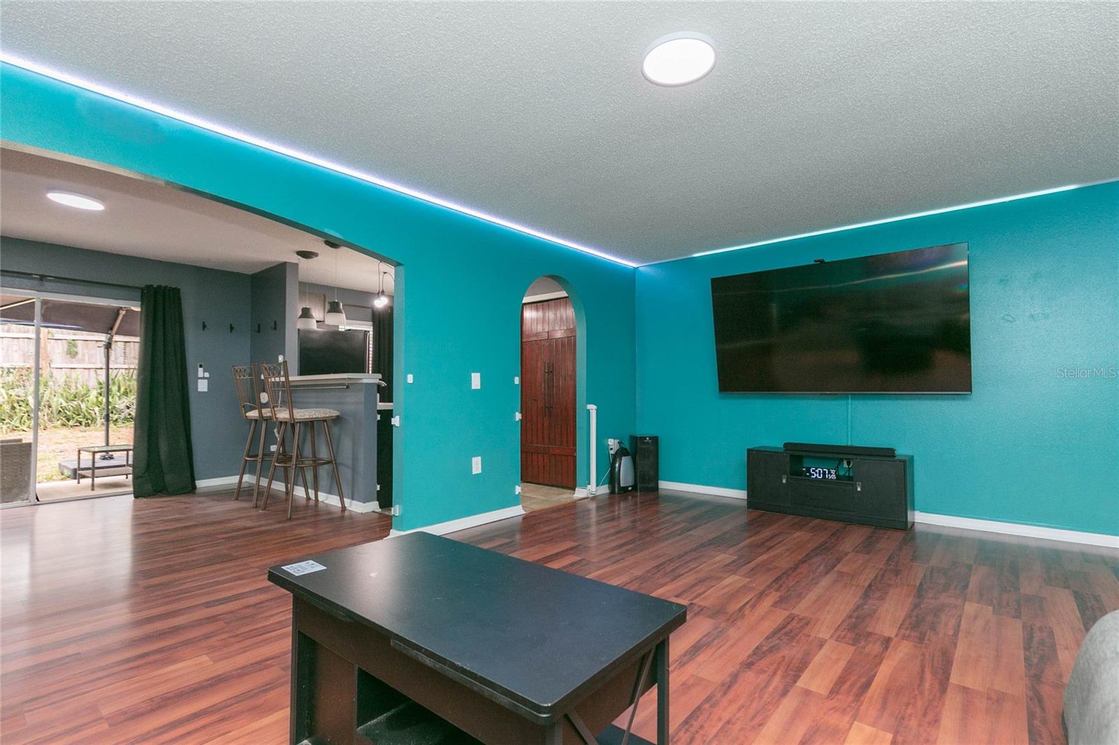 9922 ASHBURN LAKE DR, TAMPA, FL, 33610