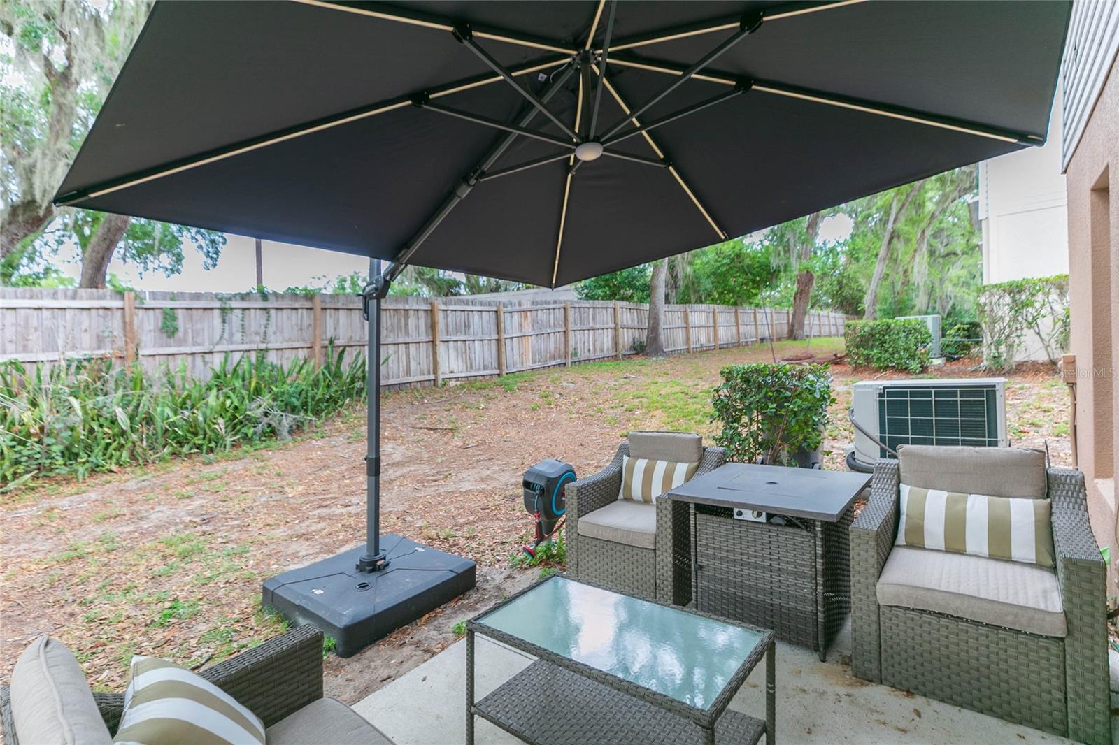 9922 ASHBURN LAKE DR, TAMPA, FL, 33610
