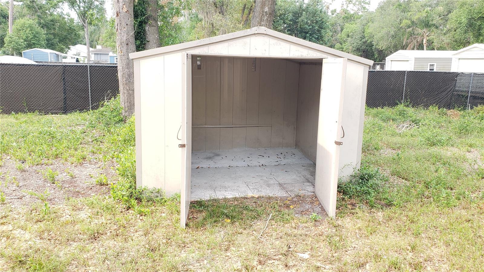 10608 N 50TH ST, TAMPA, FL, 33617