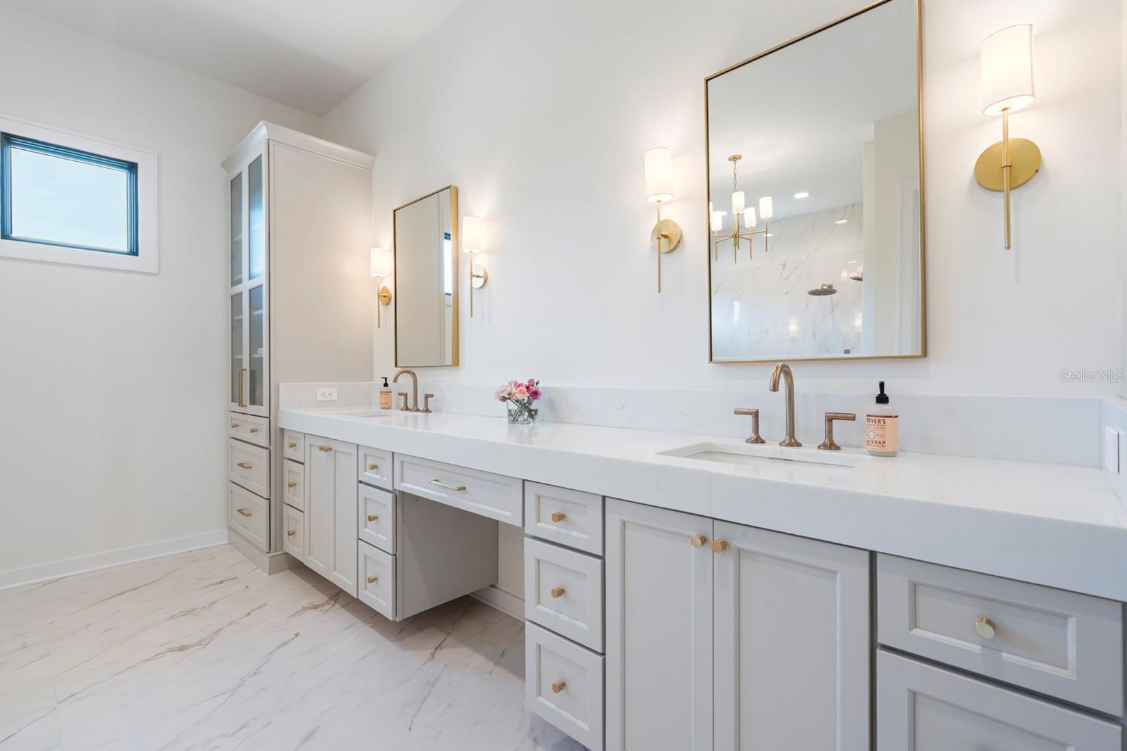 747 N LAKE SYBELIA DR, MAITLAND, FL, 32751