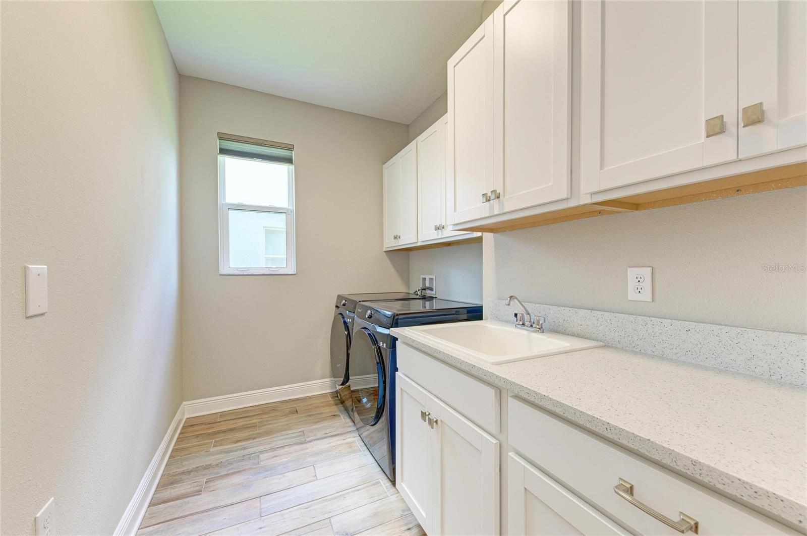4745 ANTRIM DR, SARASOTA, FL, 34240
