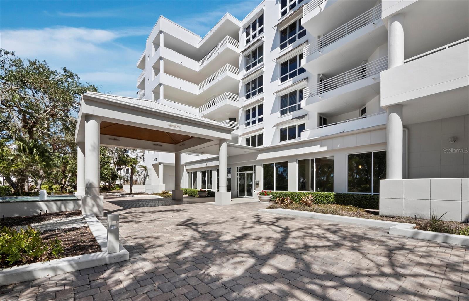 2410 HARBOURSIDE DR #131, LONGBOAT KEY, FL, 34228