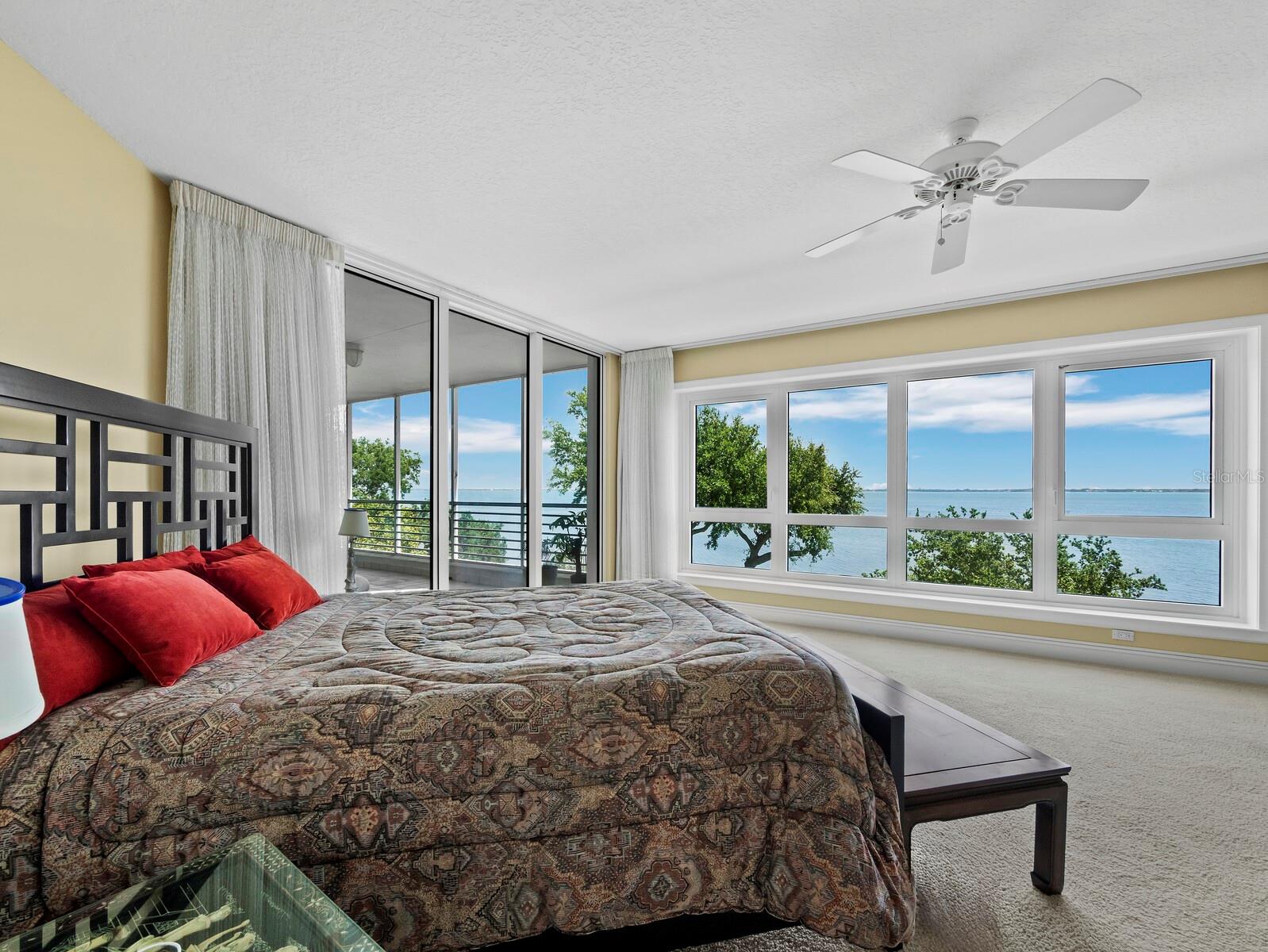 2410 HARBOURSIDE DR #131, LONGBOAT KEY, FL, 34228