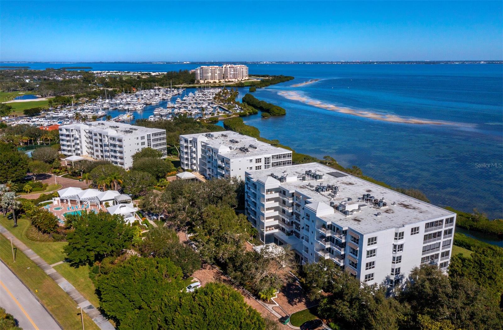 2410 HARBOURSIDE DR #131, LONGBOAT KEY, FL, 34228