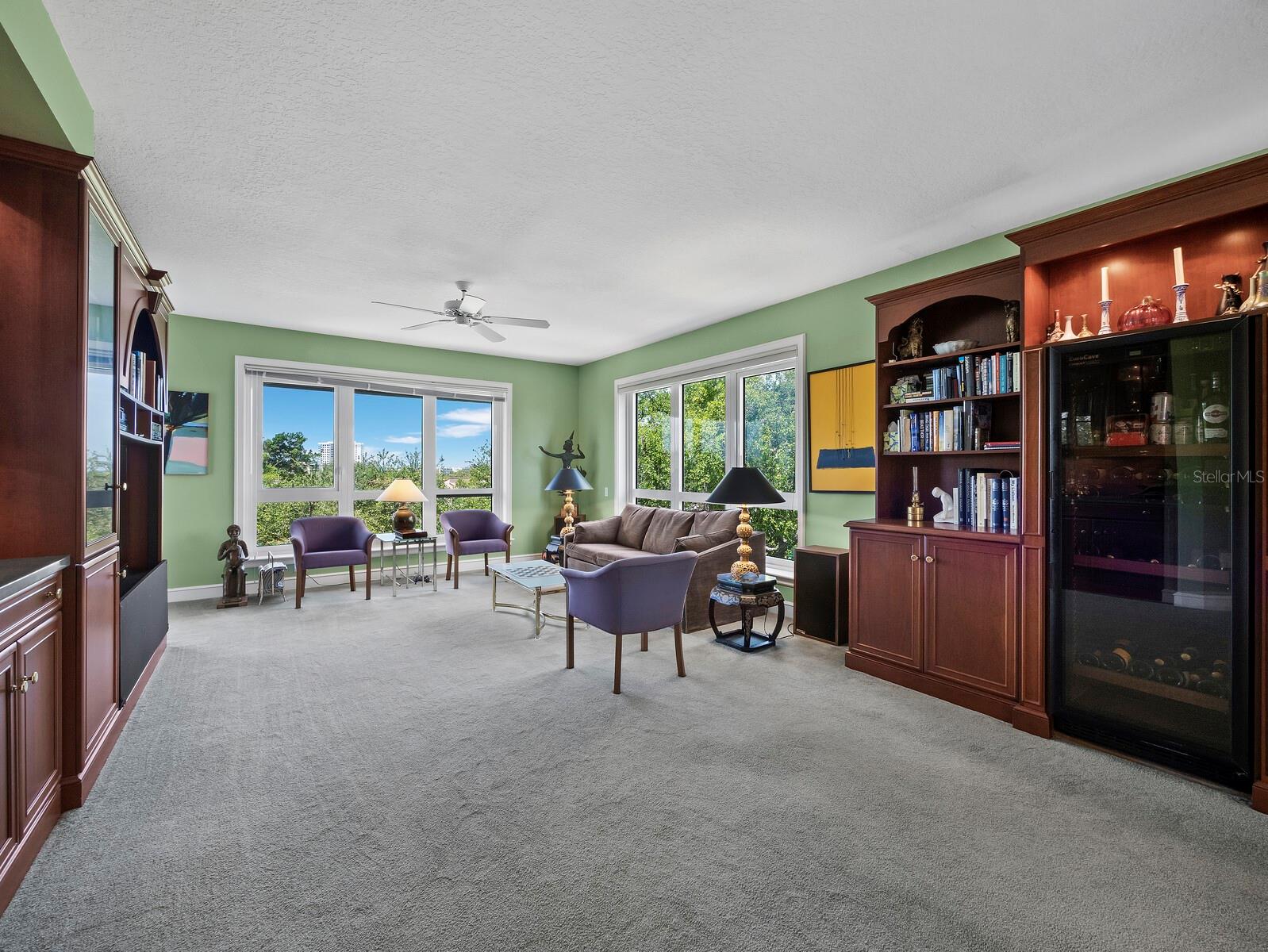 2410 HARBOURSIDE DR #131, LONGBOAT KEY, FL, 34228