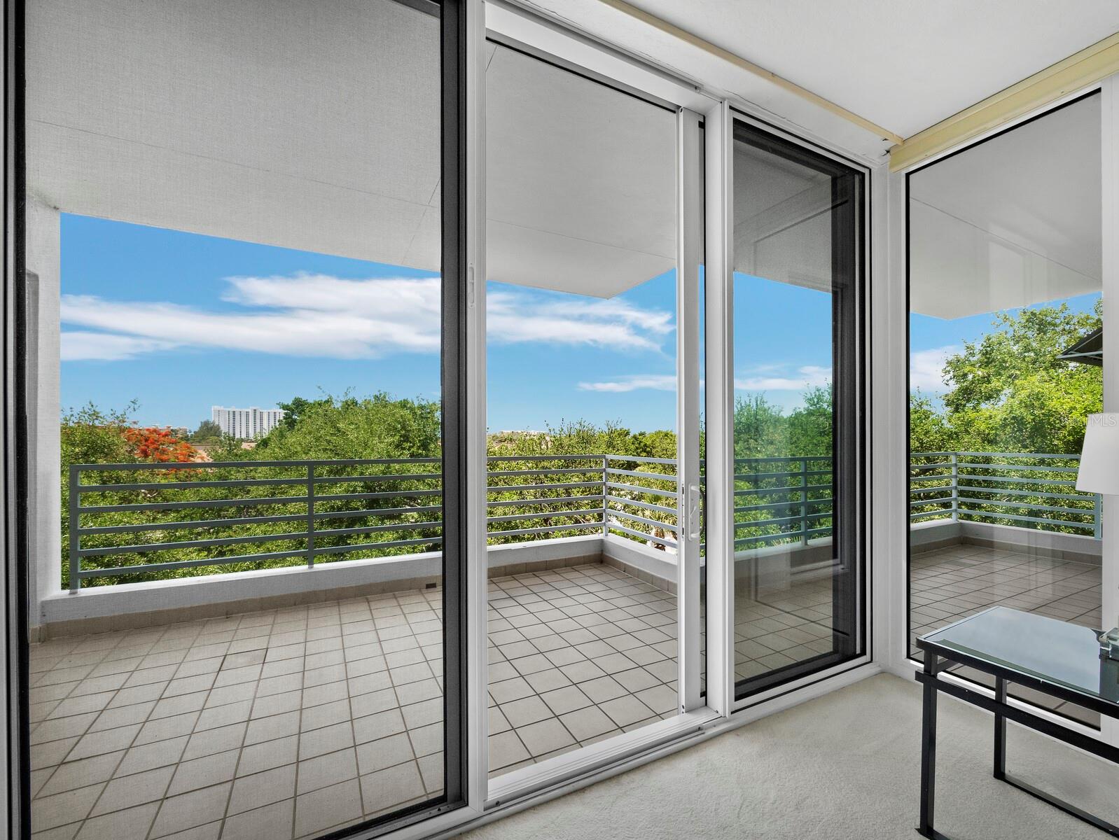 2410 HARBOURSIDE DR #131, LONGBOAT KEY, FL, 34228