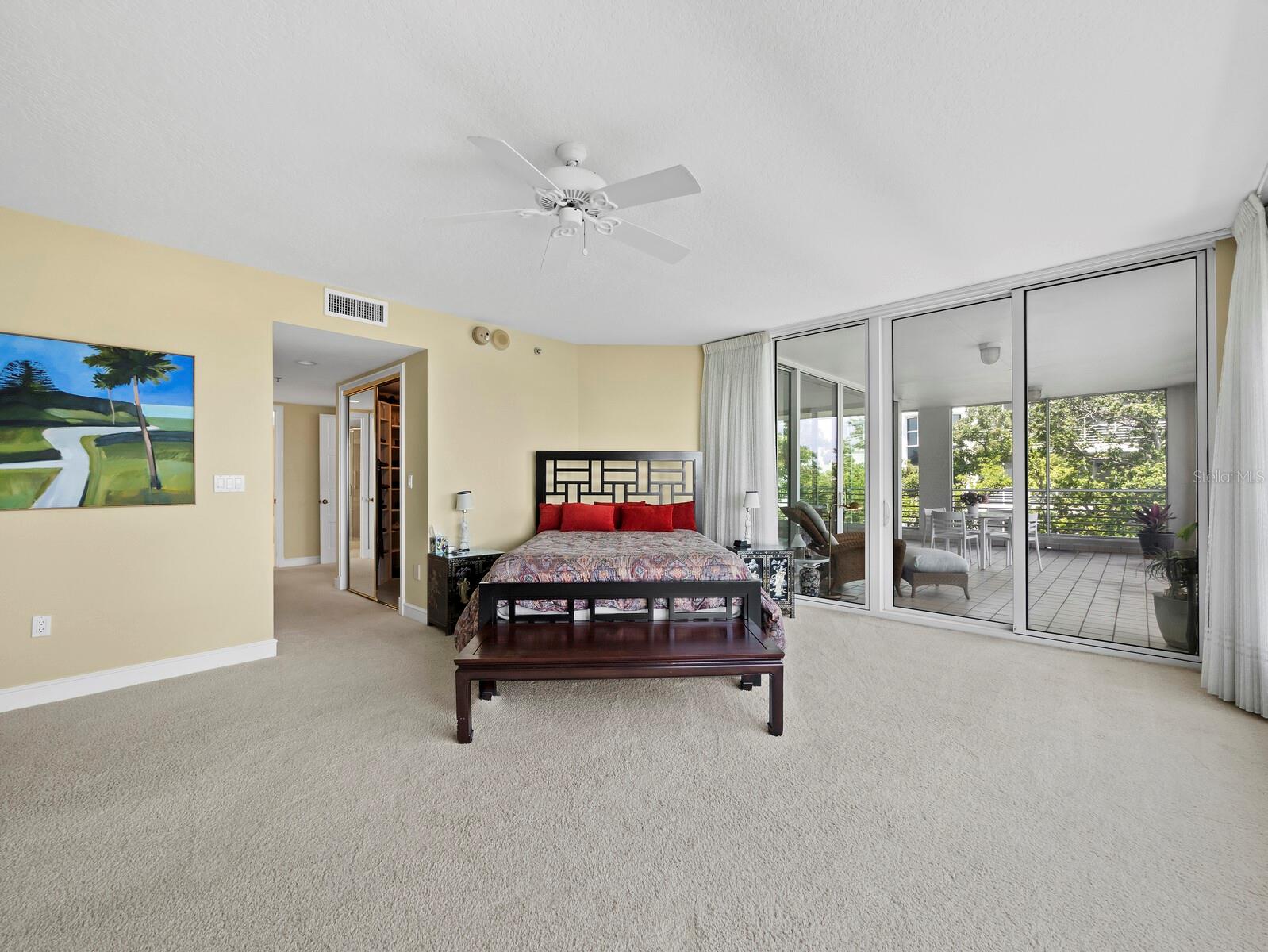2410 HARBOURSIDE DR #131, LONGBOAT KEY, FL, 34228