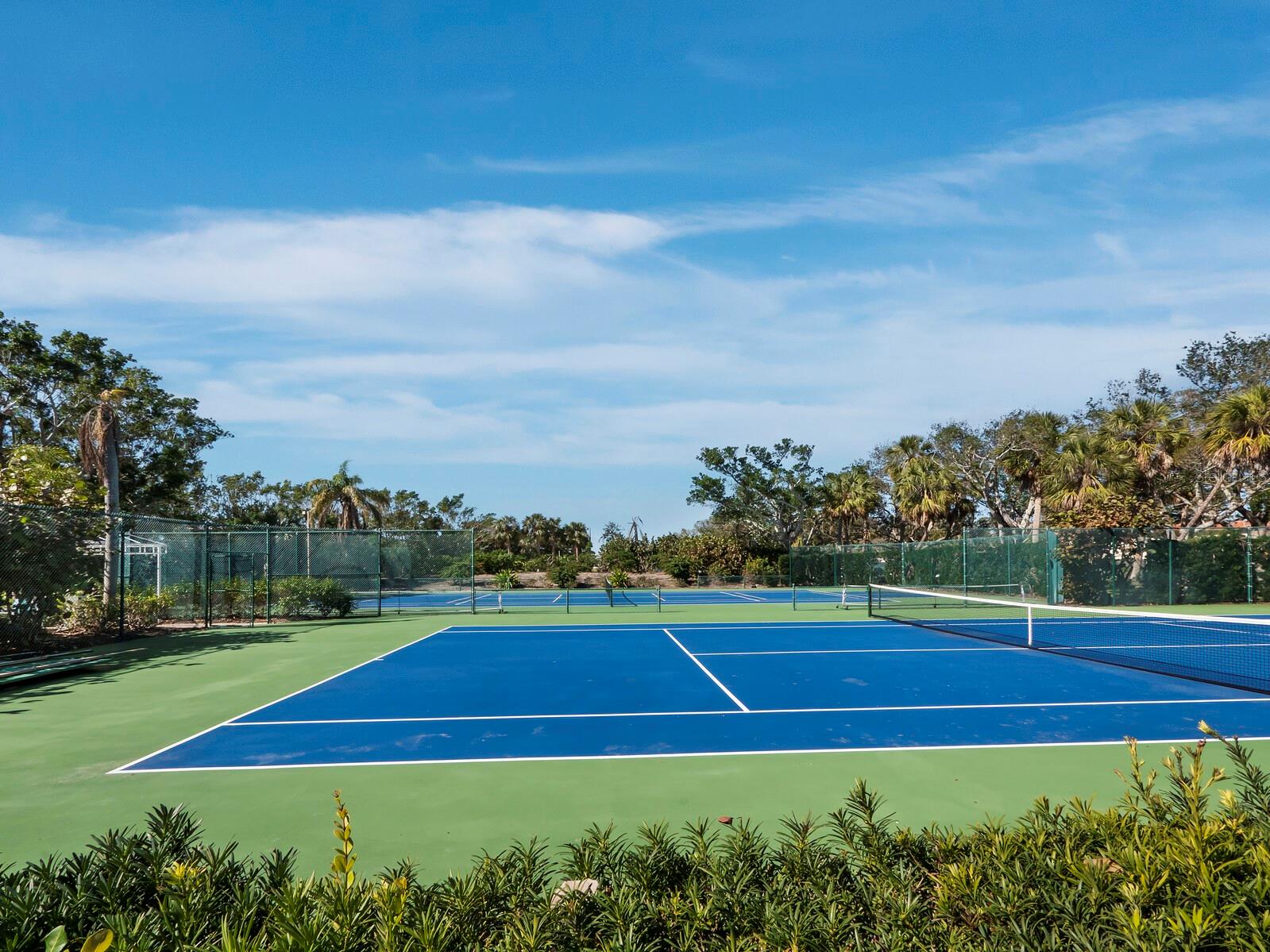 2410 HARBOURSIDE DR #131, LONGBOAT KEY, FL, 34228