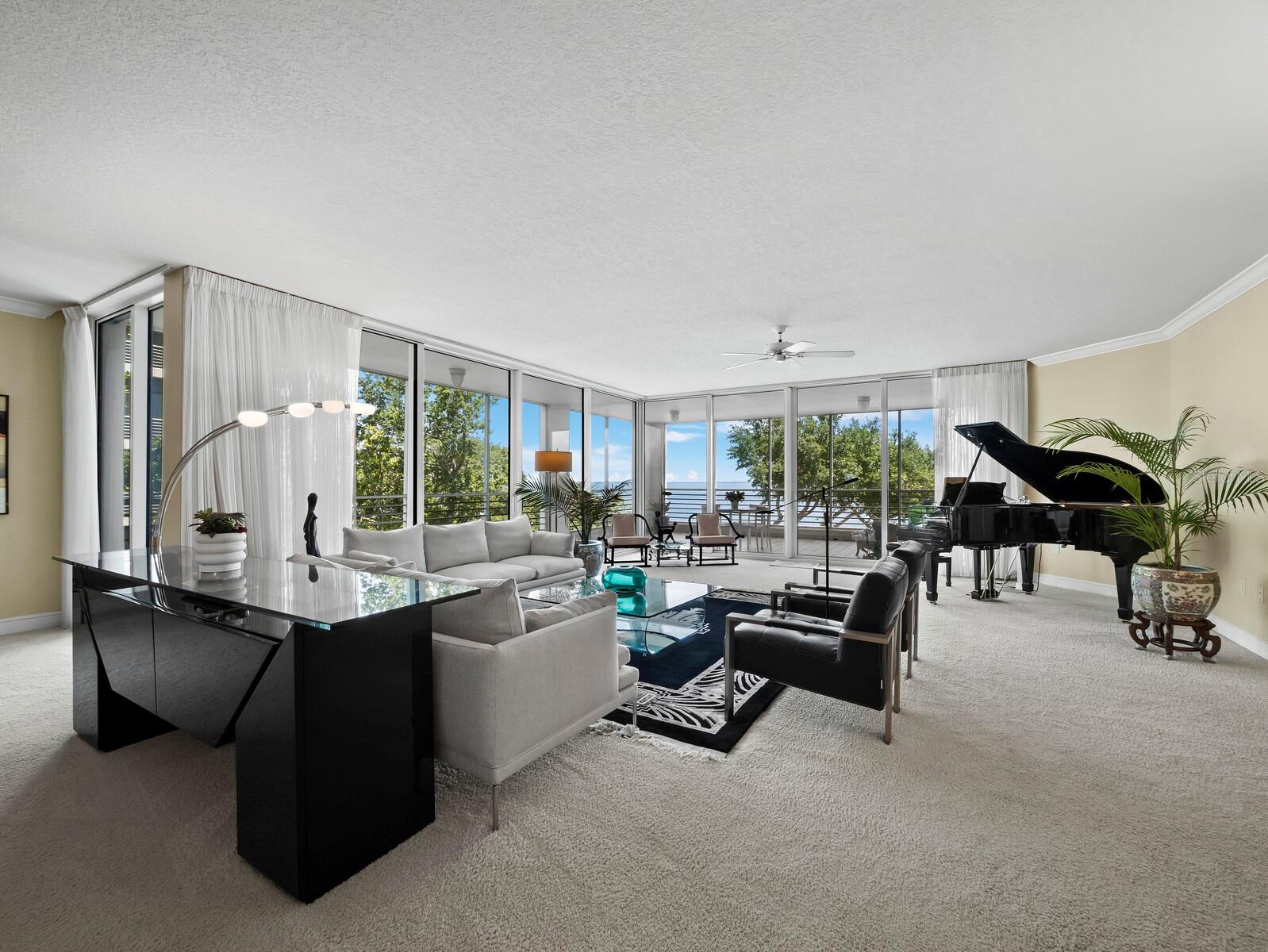 2410 HARBOURSIDE DR #131, LONGBOAT KEY, FL, 34228