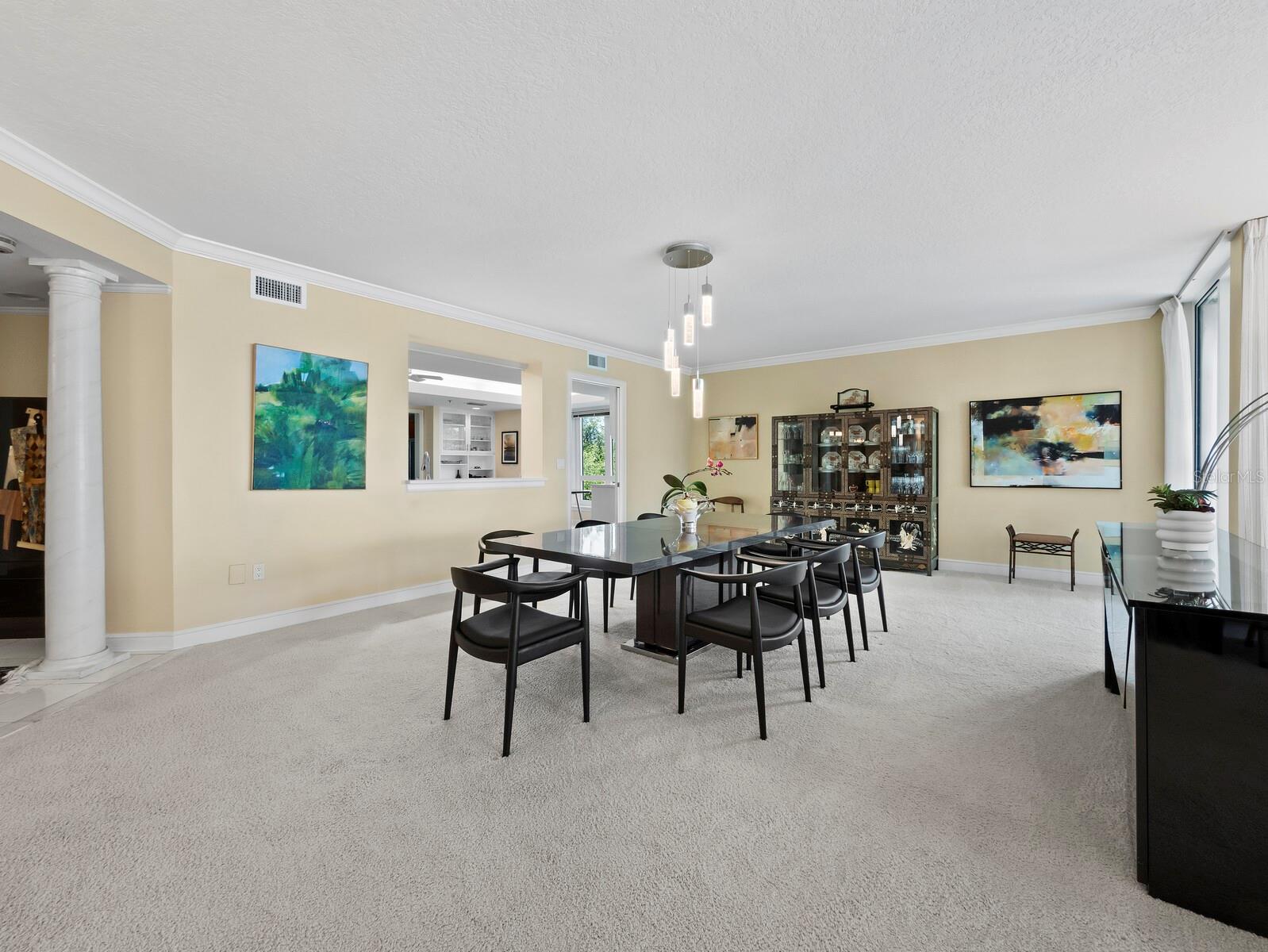 2410 HARBOURSIDE DR #131, LONGBOAT KEY, FL, 34228