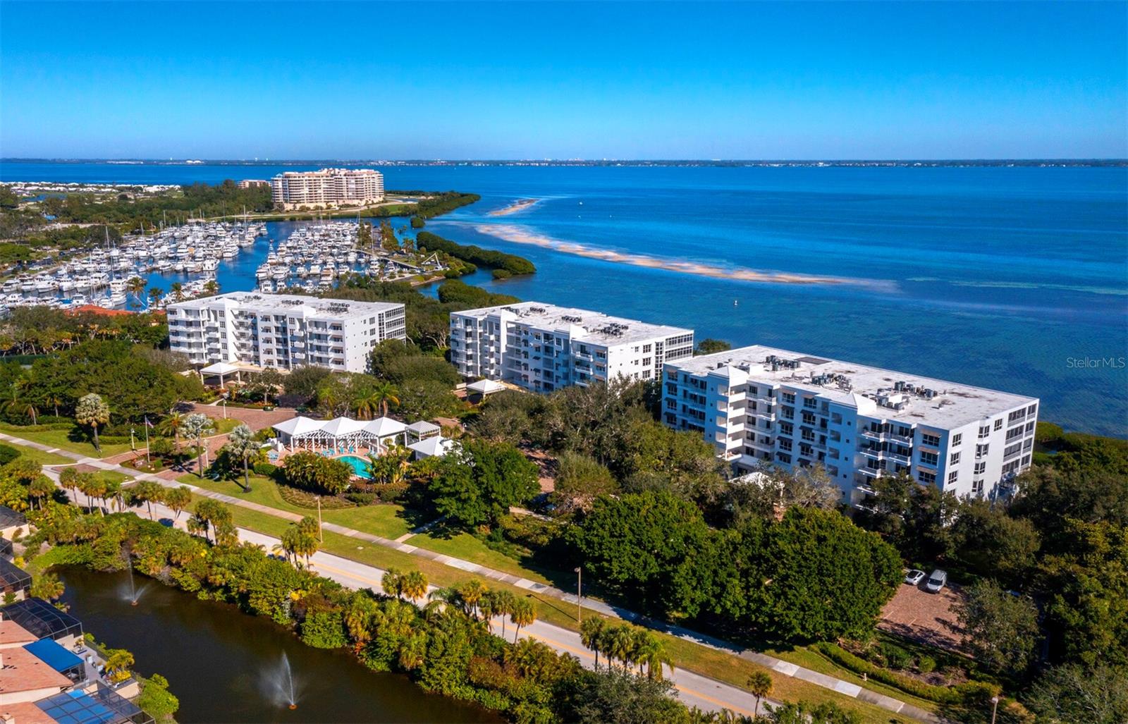 2410 HARBOURSIDE DR #131, LONGBOAT KEY, FL, 34228