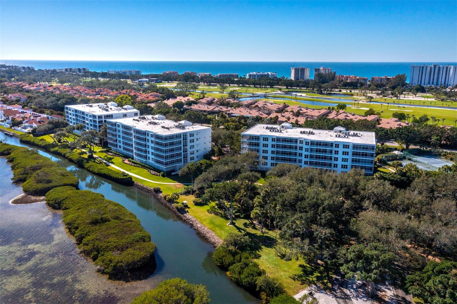 2410 HARBOURSIDE DR #131, LONGBOAT KEY, FL, 34228
