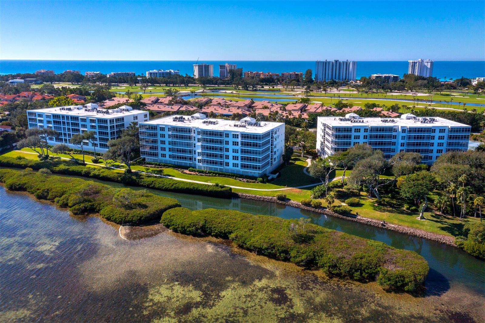 2410 HARBOURSIDE DR #131, LONGBOAT KEY, FL, 34228