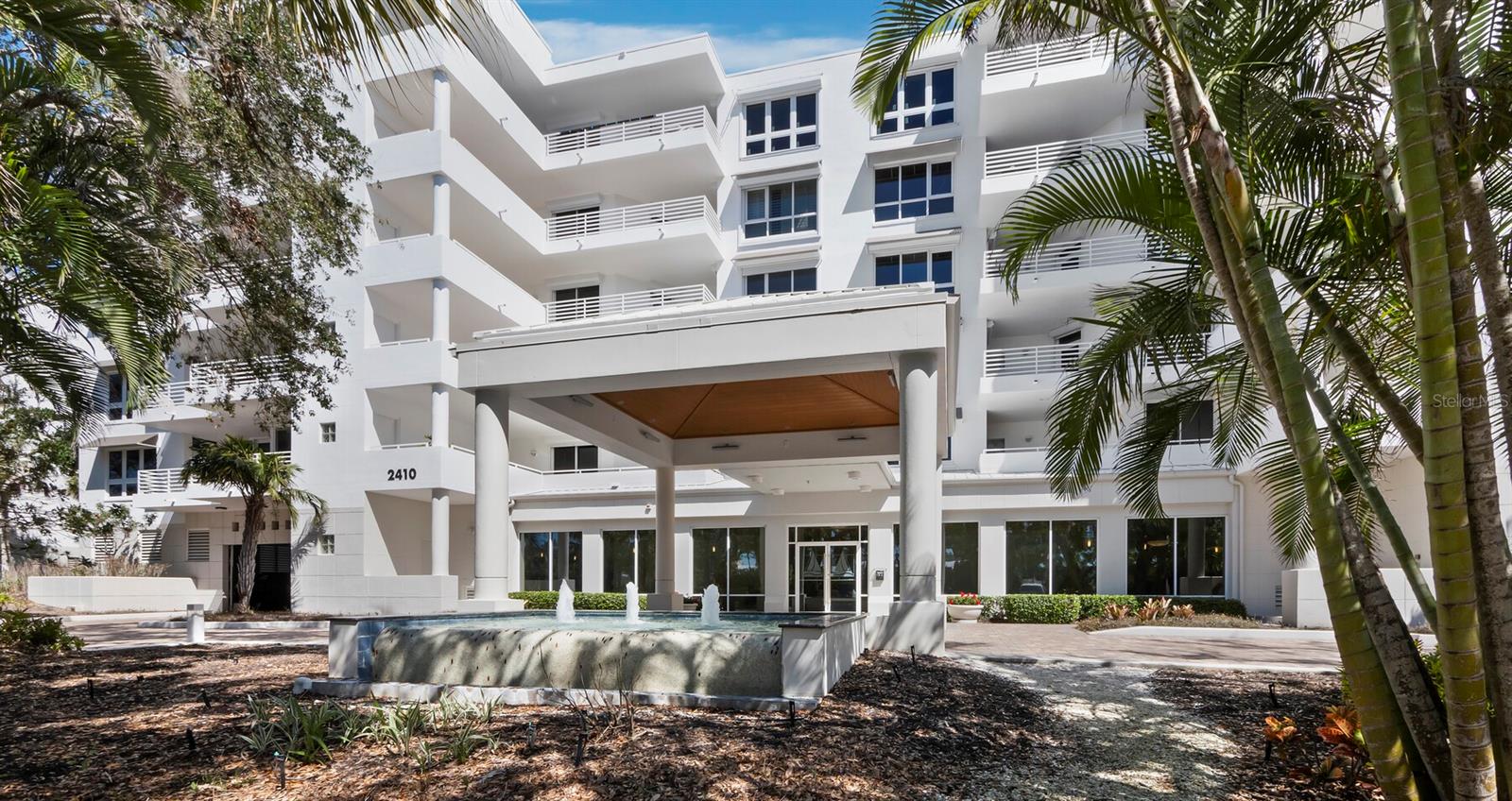 2410 HARBOURSIDE DR #131, LONGBOAT KEY, FL, 34228