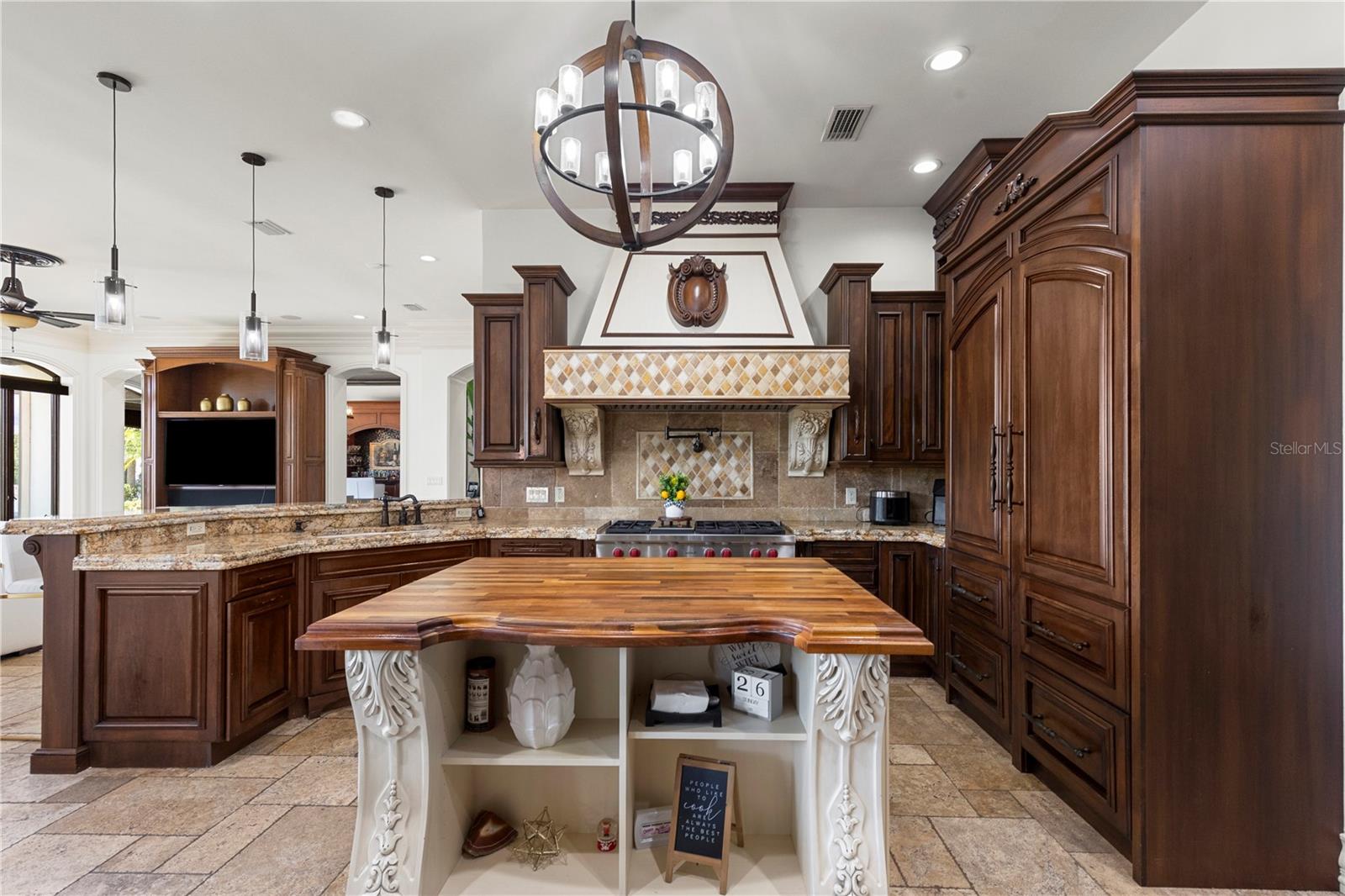 216 LAKE BRANT DR, LUTZ, FL, 33548