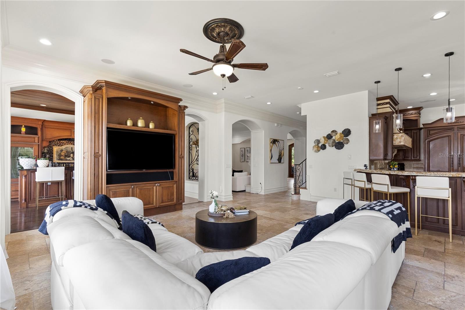 216 LAKE BRANT DR, LUTZ, FL, 33548