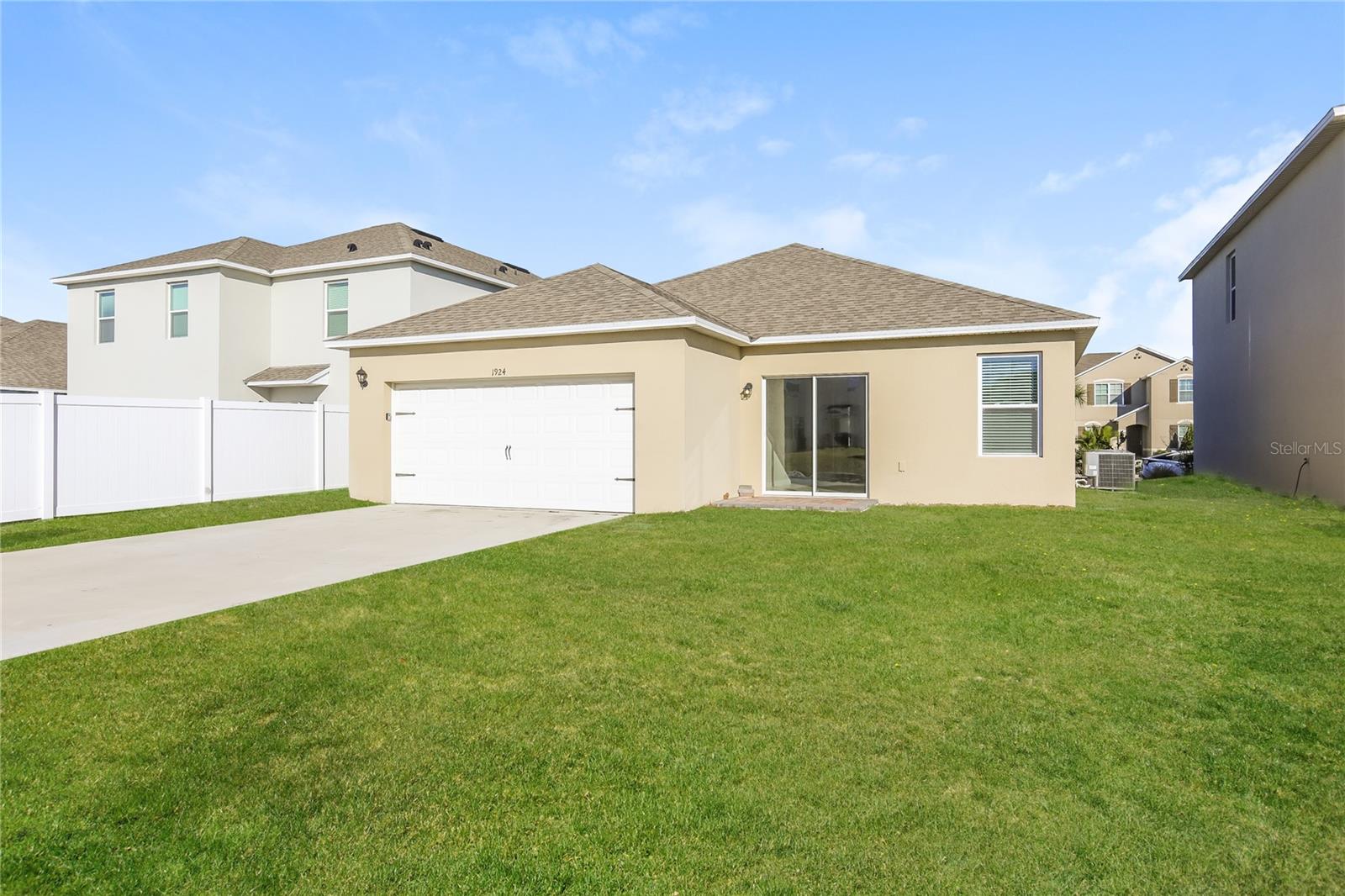 1924 RED CANYON DR, KISSIMMEE, FL, 34744