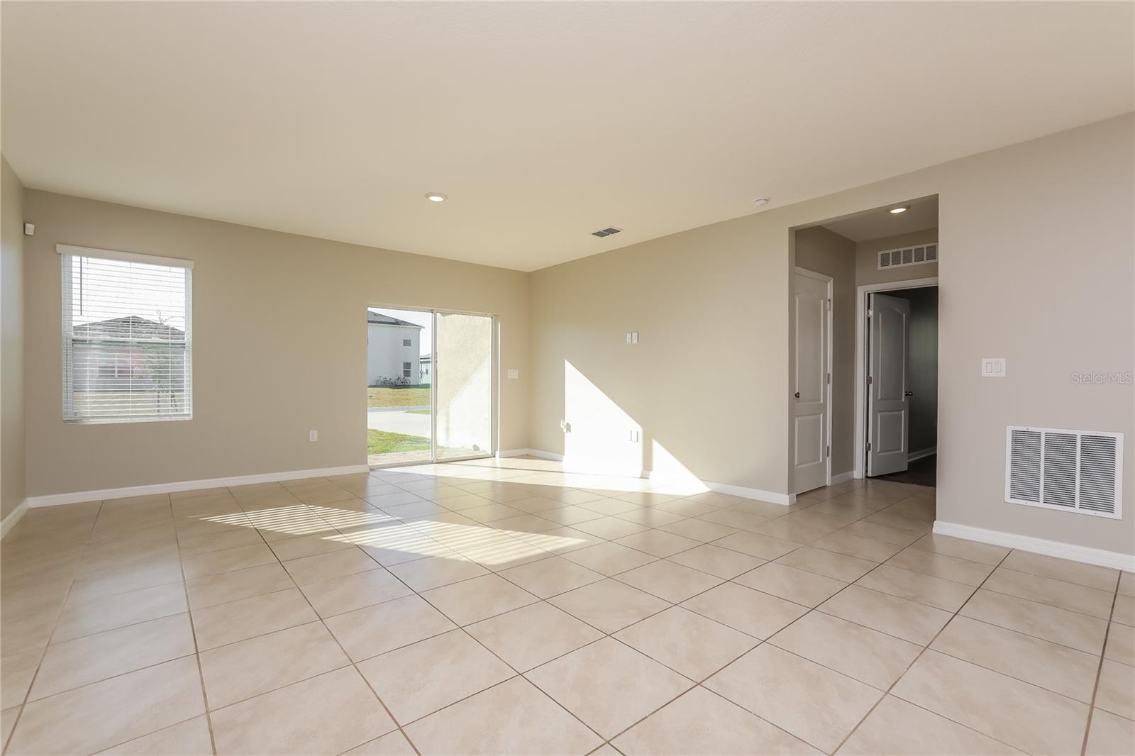 1924 RED CANYON DR, KISSIMMEE, FL, 34744