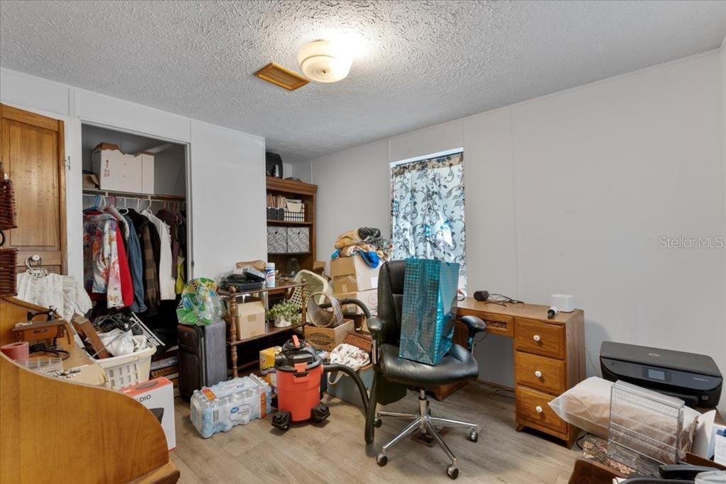 901 NE 11TH AVE, TRENTON, FL, 32693