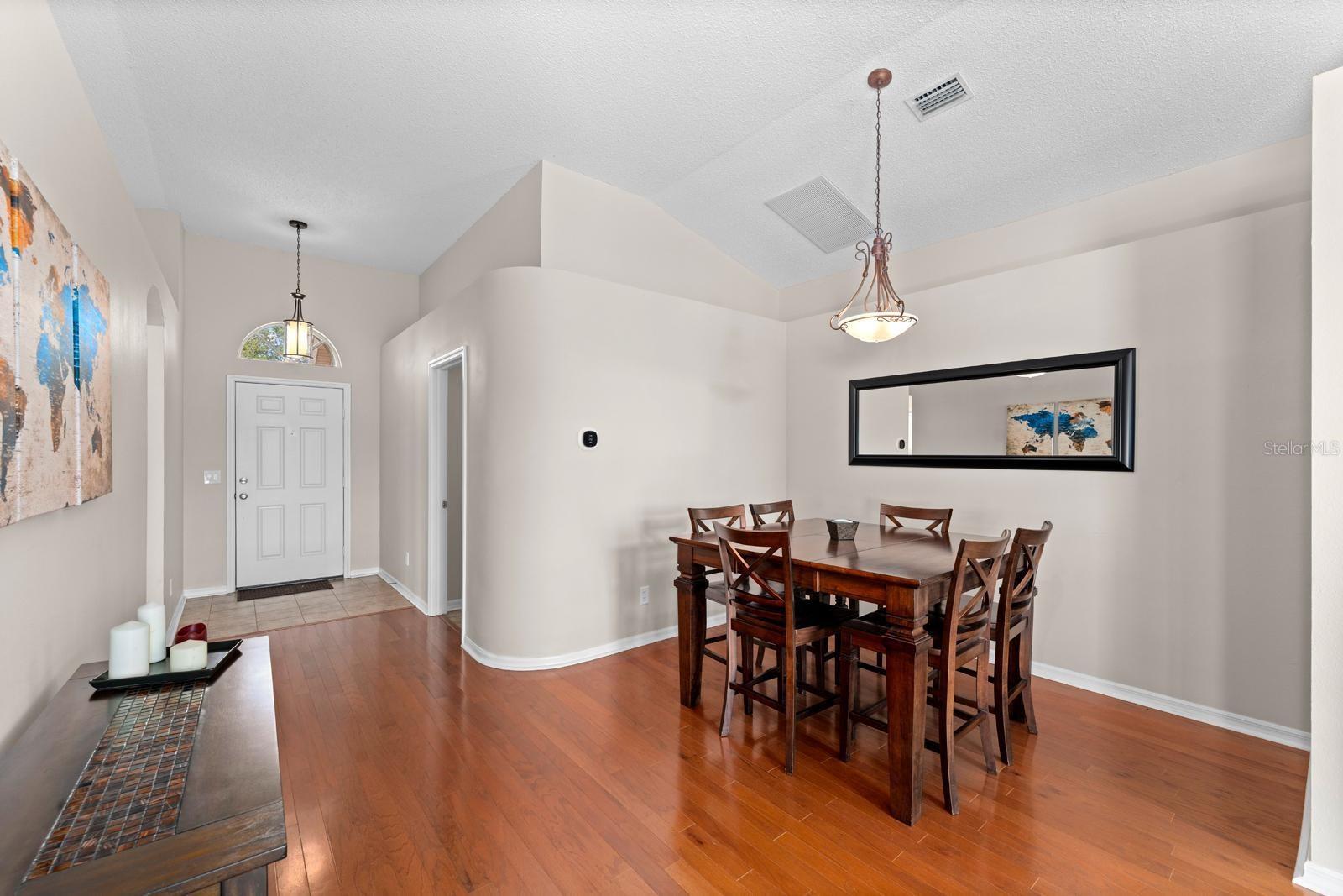 735 NE ADDISON DR, ST PETERSBURG, FL, 33716