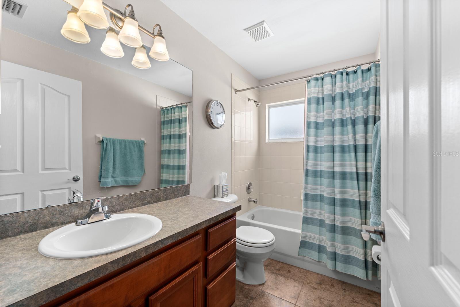 735 NE ADDISON DR, ST PETERSBURG, FL, 33716