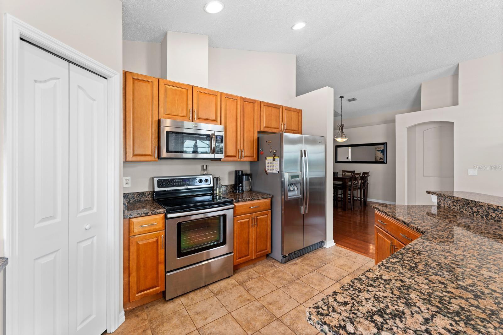735 NE ADDISON DR, ST PETERSBURG, FL, 33716