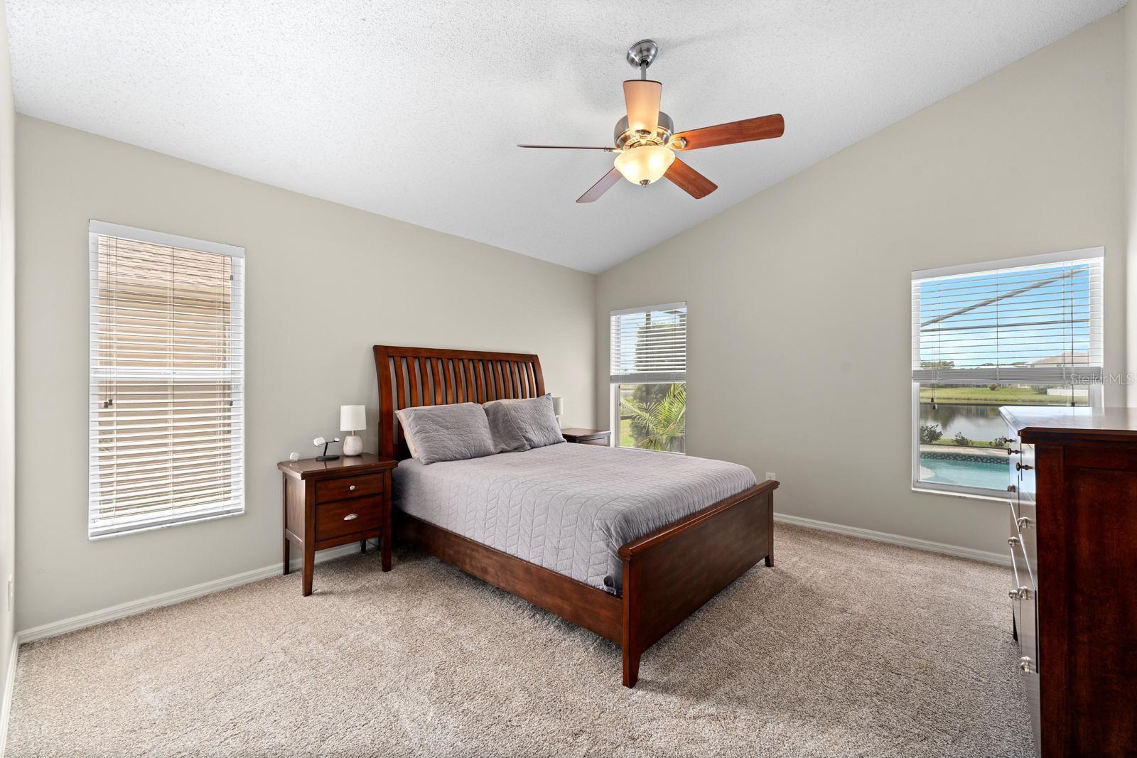 735 NE ADDISON DR, ST PETERSBURG, FL, 33716