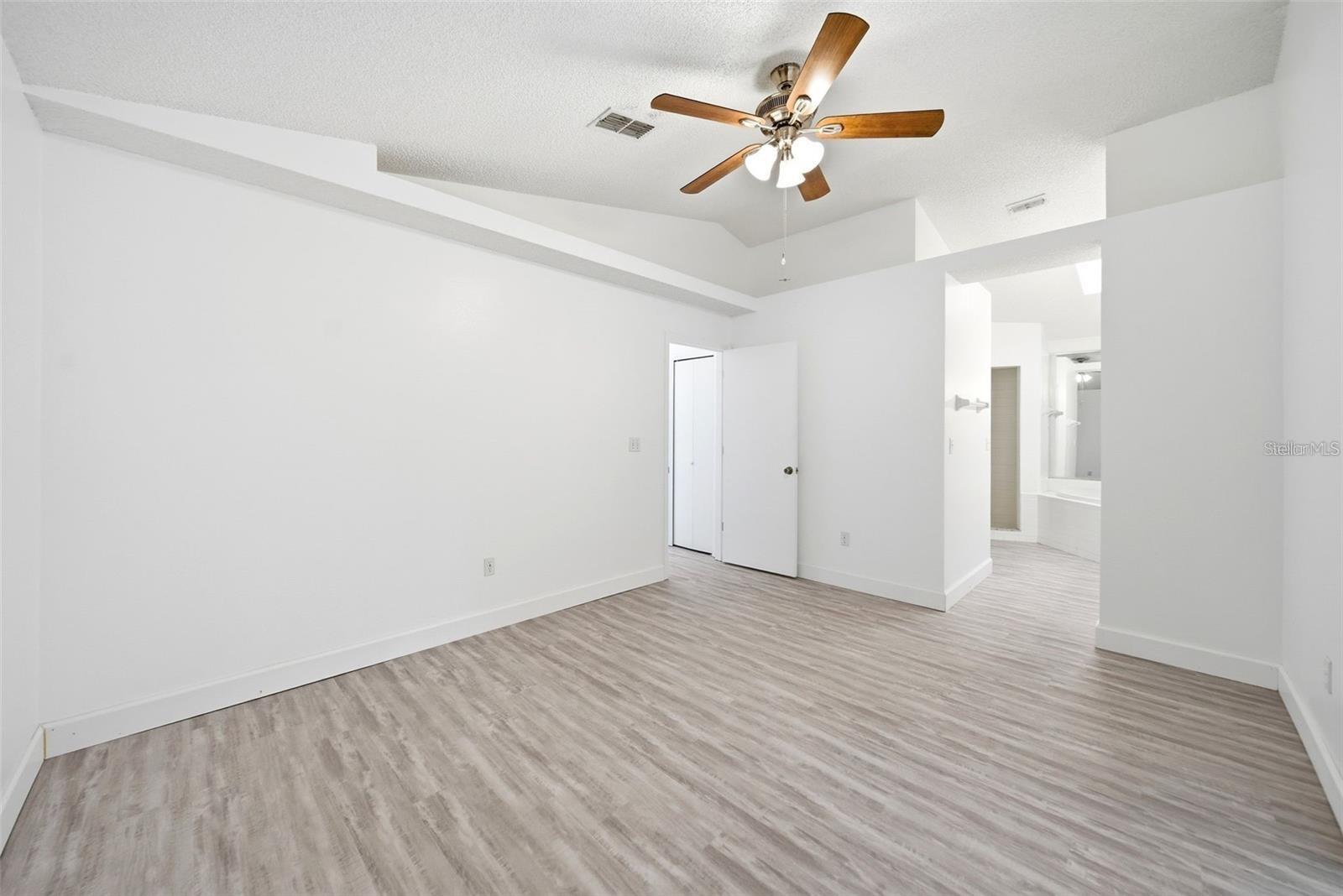 7151 EDGEWATER SHORES CT, ORLANDO, FL, 32810