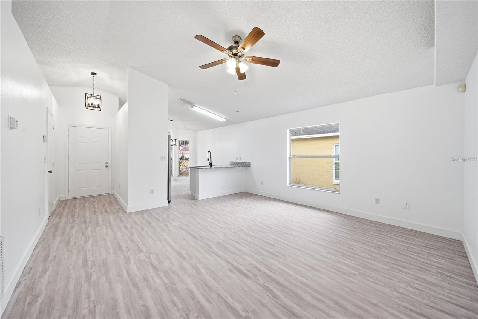 7151 EDGEWATER SHORES CT, ORLANDO, FL, 32810