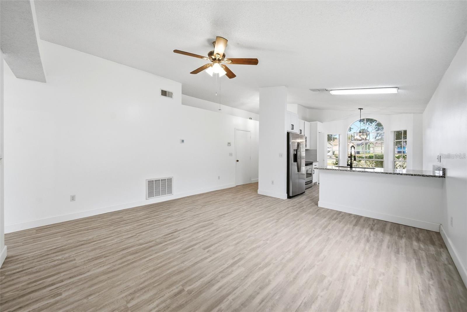 7151 EDGEWATER SHORES CT, ORLANDO, FL, 32810
