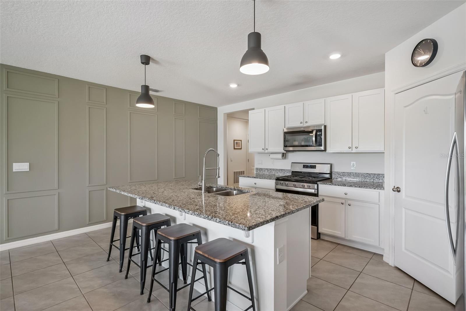 623 LAZIO CIR, DEBARY, FL, 32713