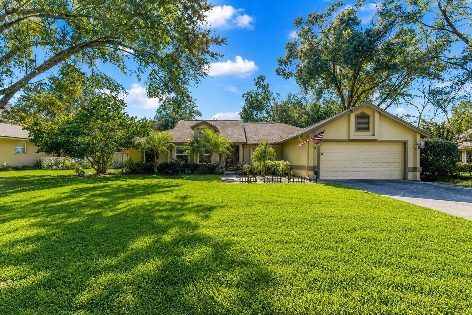 2067 MAJESTIC WOODS BLVD, APOPKA, FL, 32712