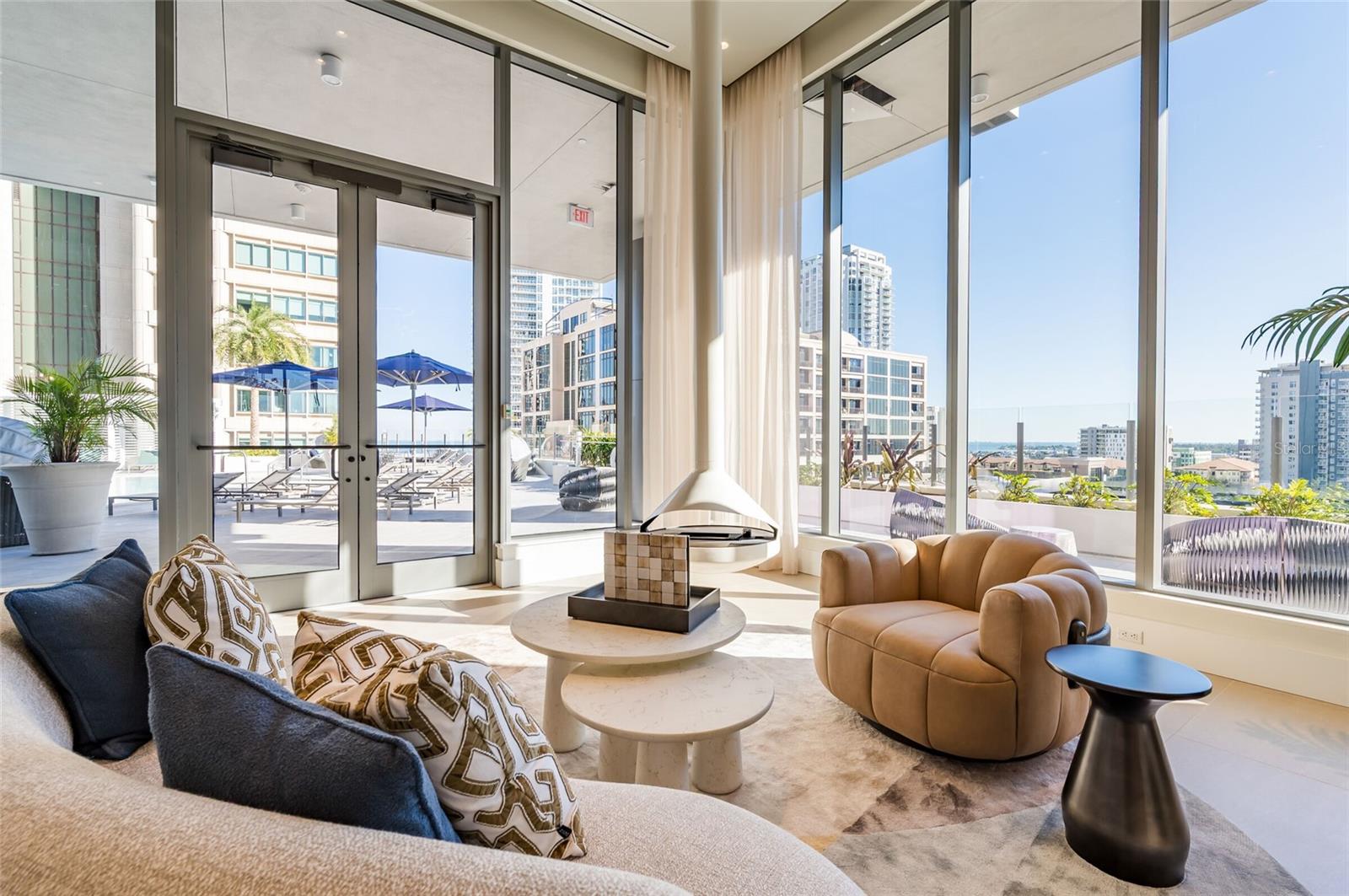 275 1ST AVENUE SOUTH #2208, ST PETERSBURG, FL, 33701