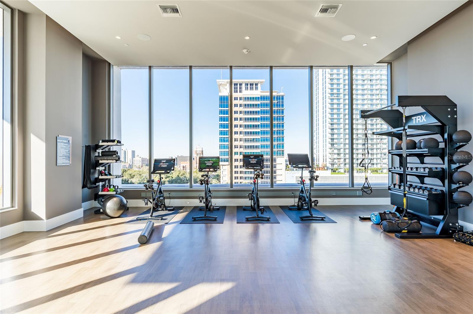 275 1ST AVENUE SOUTH #2208, ST PETERSBURG, FL, 33701