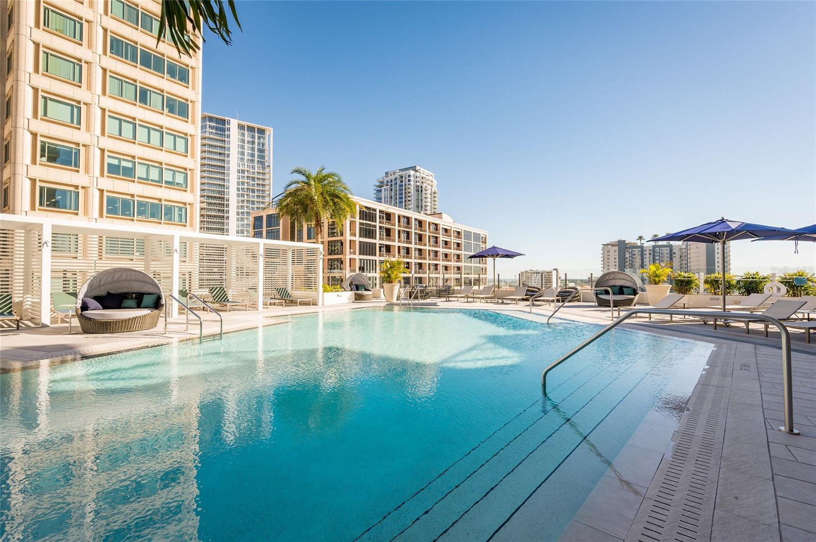 275 1ST AVENUE SOUTH #2208, ST PETERSBURG, FL, 33701