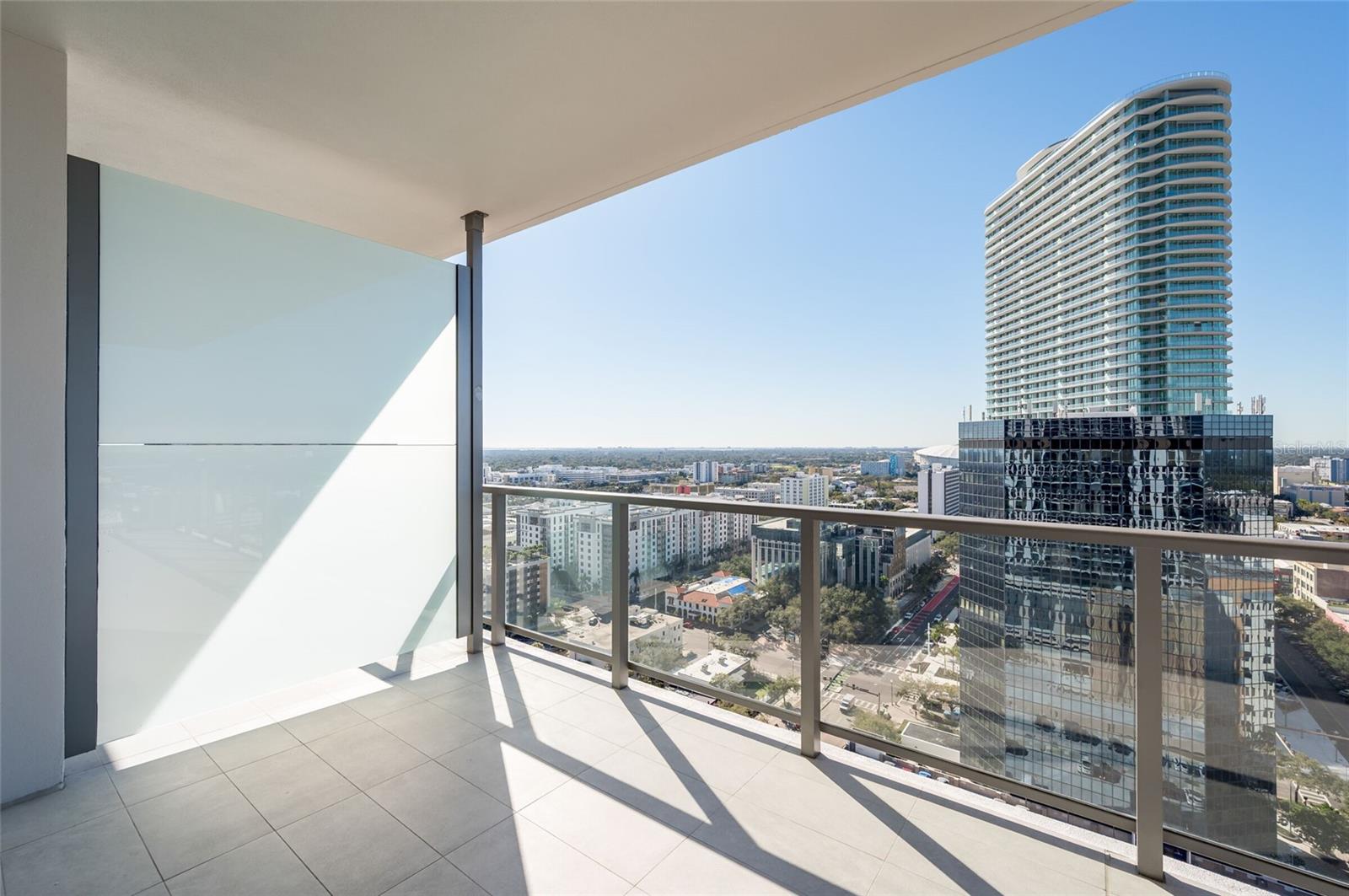 275 1ST AVENUE SOUTH #2208, ST PETERSBURG, FL, 33701