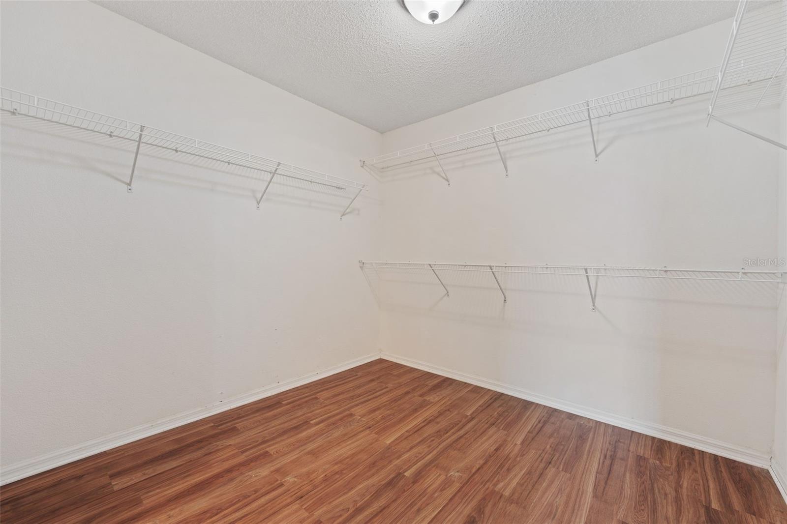 831 NEPTUNE POINTE LN, KISSIMMEE, FL, 34744