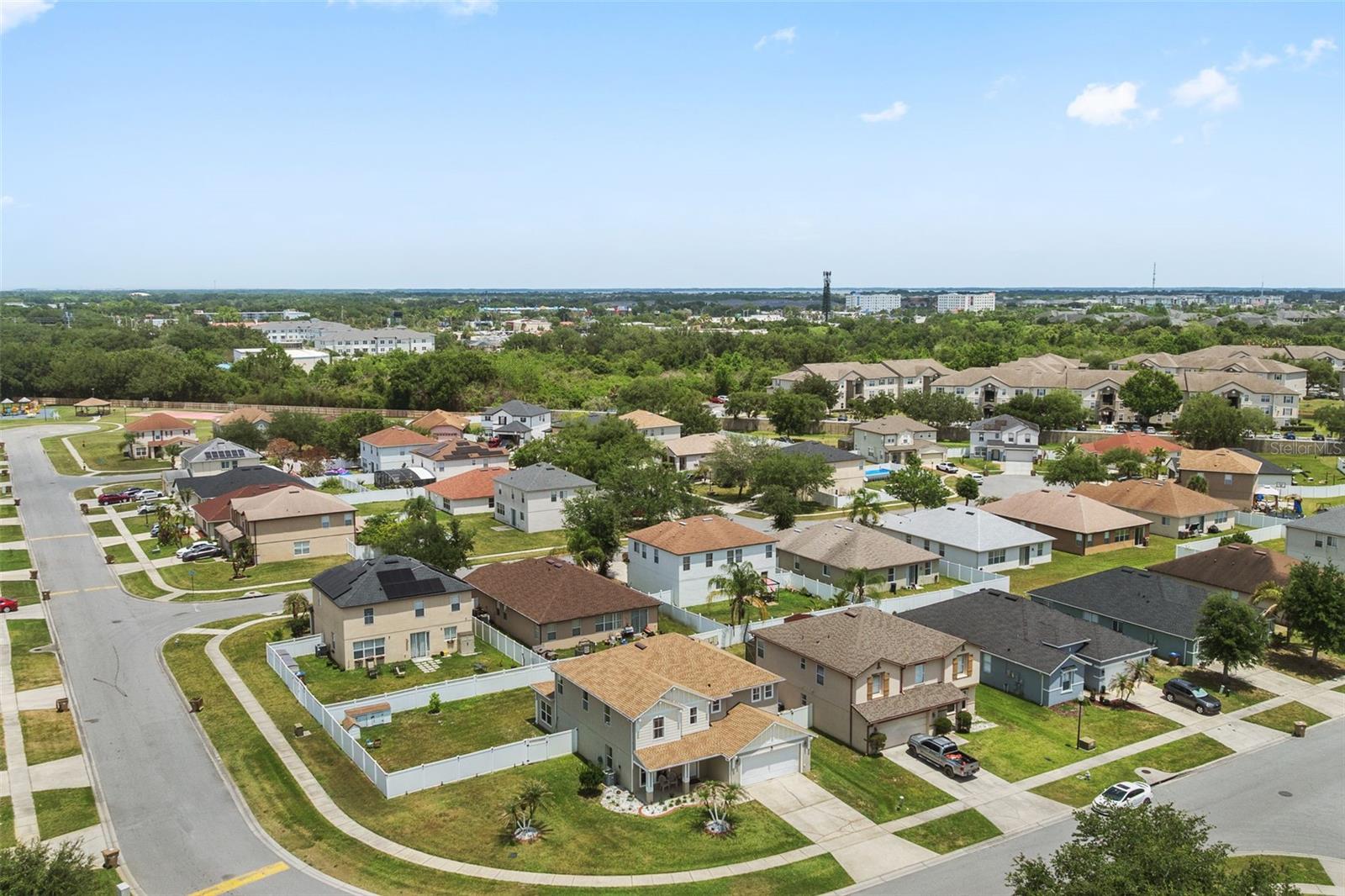 831 NEPTUNE POINTE LN, KISSIMMEE, FL, 34744