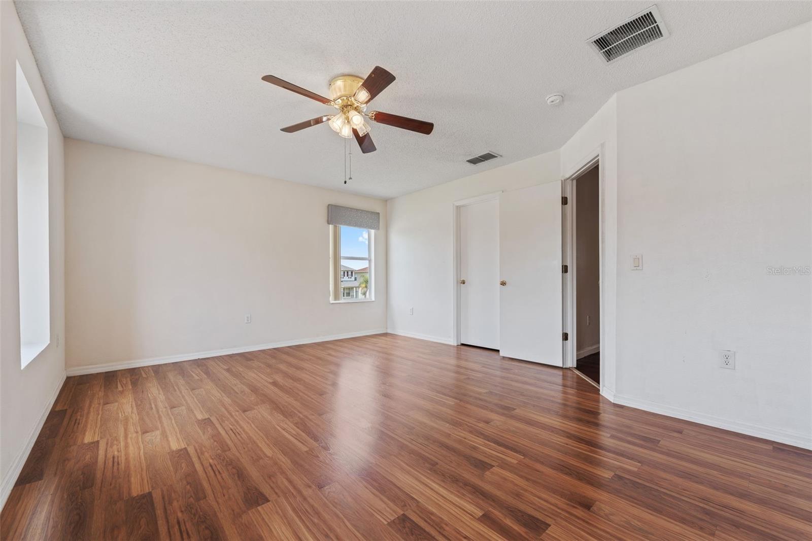 831 NEPTUNE POINTE LN, KISSIMMEE, FL, 34744