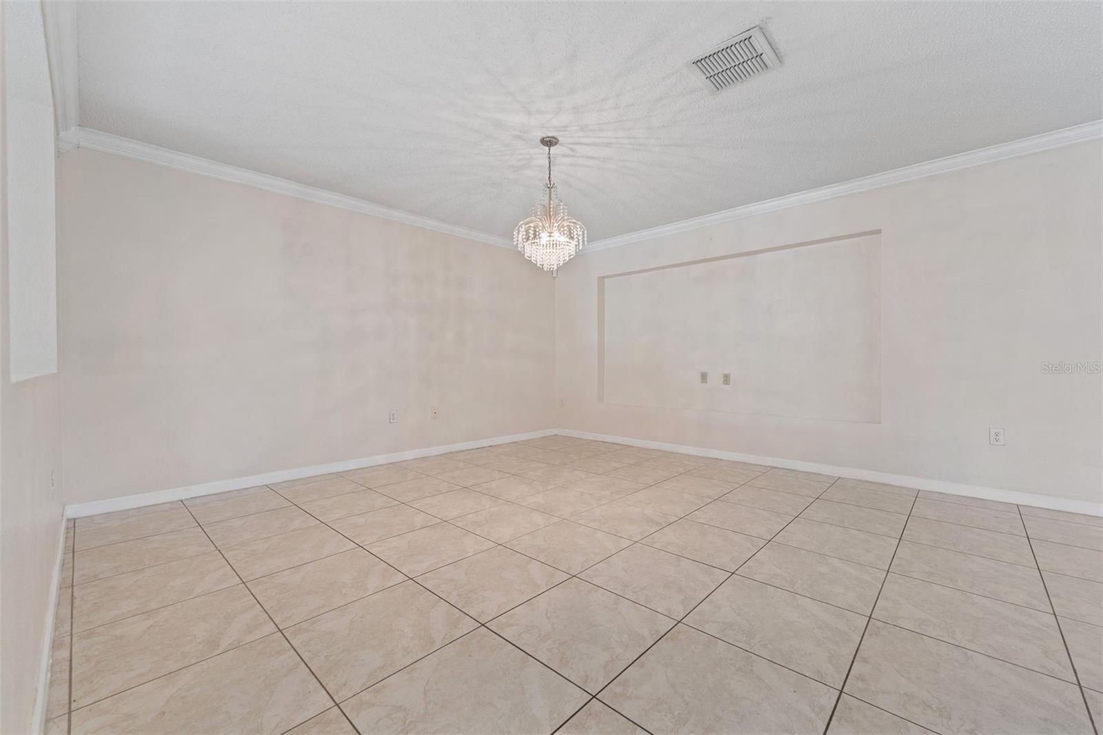 831 NEPTUNE POINTE LN, KISSIMMEE, FL, 34744