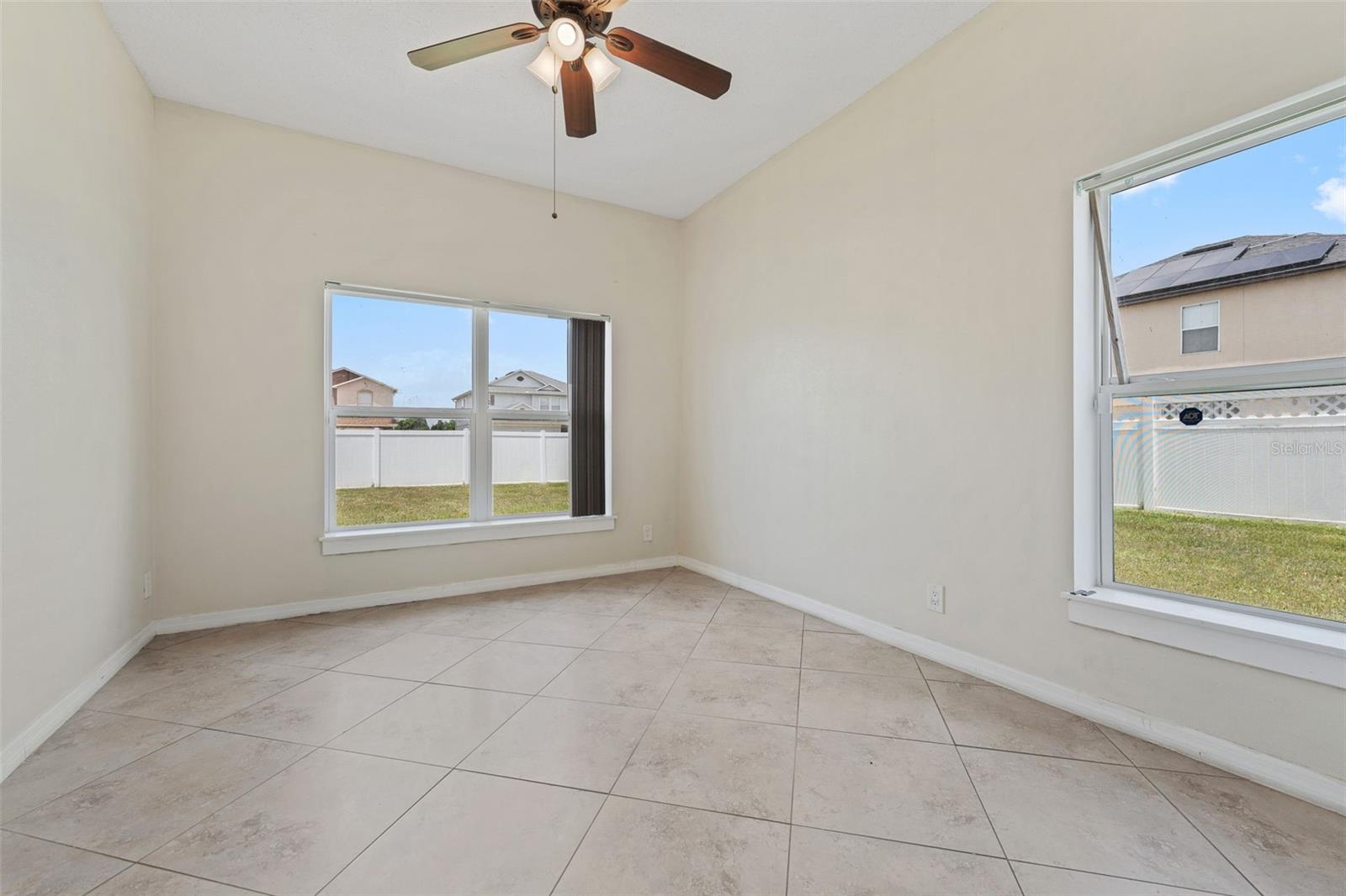 831 NEPTUNE POINTE LN, KISSIMMEE, FL, 34744