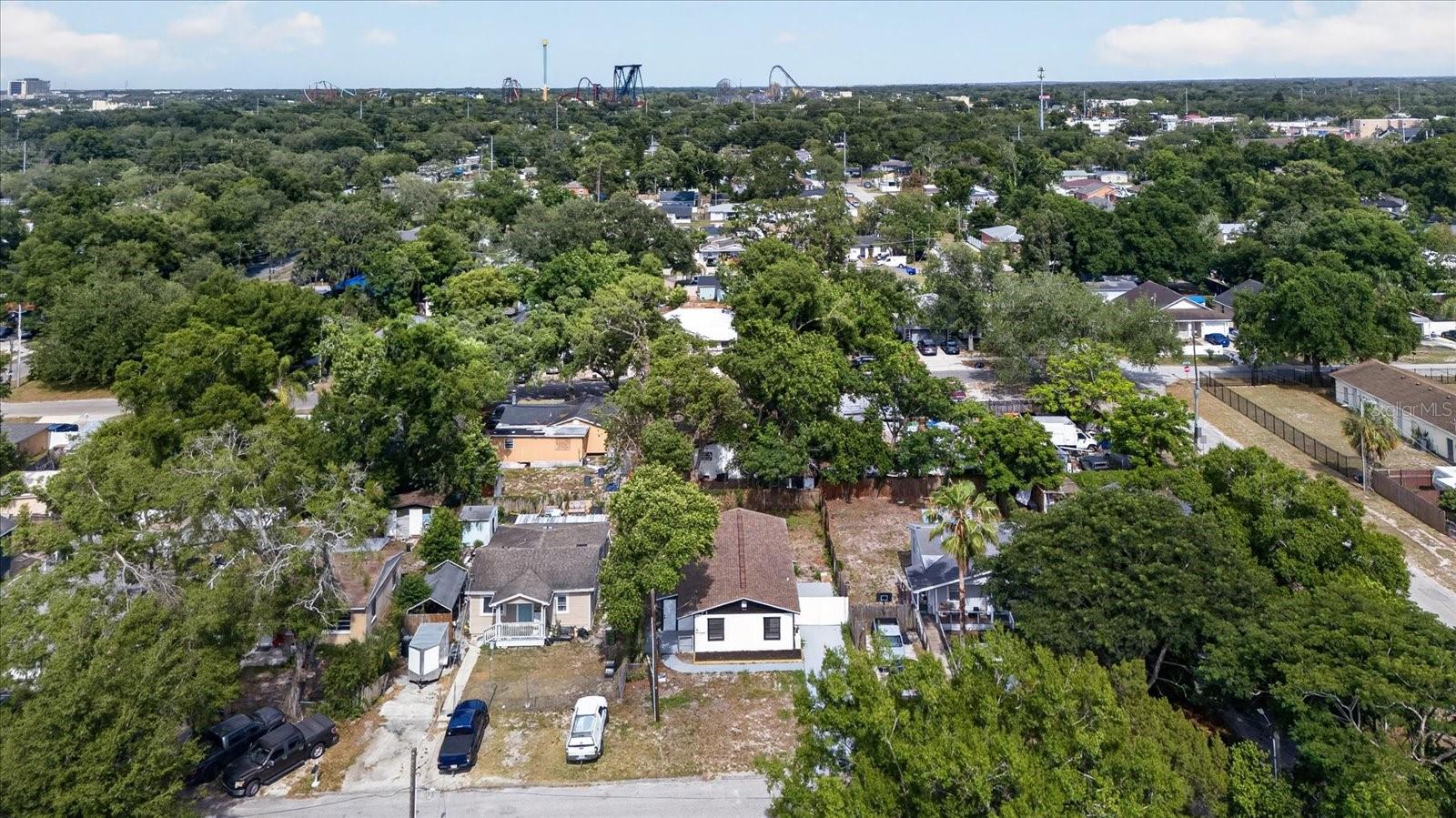 9405 N MARY AVE, TAMPA, FL, 33612
