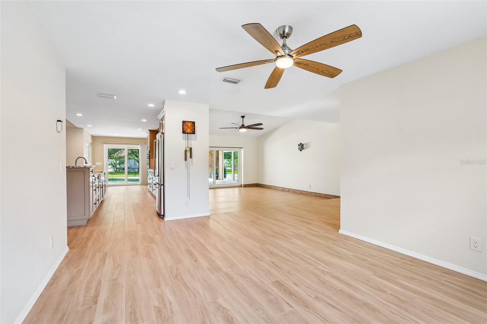 2424 SUNDANCER DR, CLEARWATER, FL, 33759